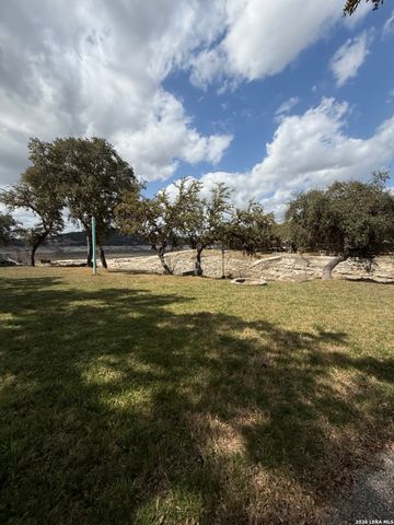 809 Lookout, Lakehills, TX 78063