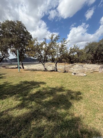 809 Lookout, Lakehills, TX 78063