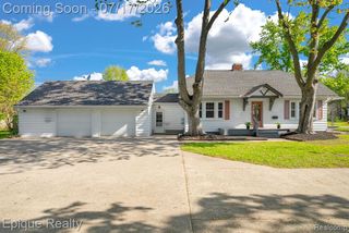 3363 Meinrad Drive, Waterford, MI 48329