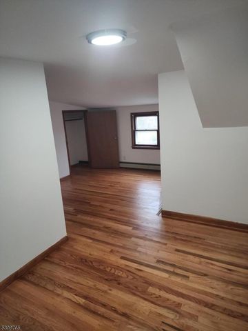 119 N Haledon Ave, North Haledon Boro, NJ 07508