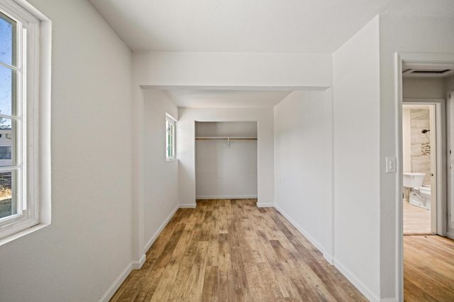 1330 Scenic Way, Redding, CA 96001