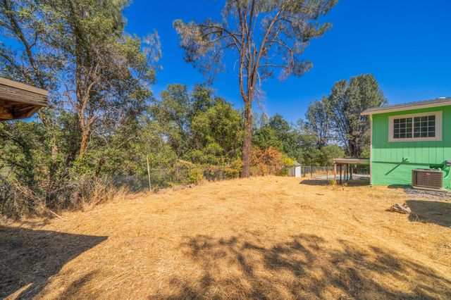 1330 Scenic Way, Redding, CA 96001