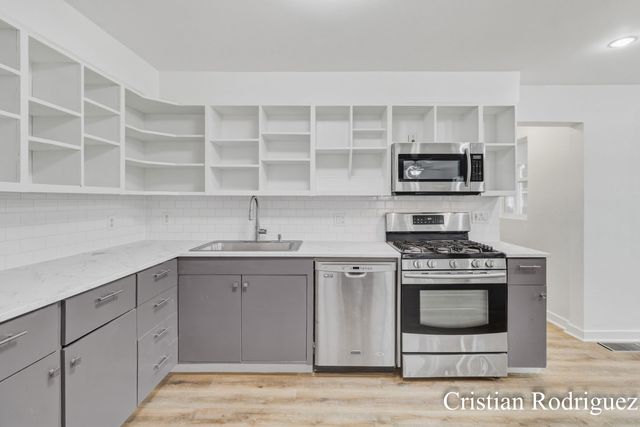 2232 Avon Avenue SW, Wyoming, MI 49519