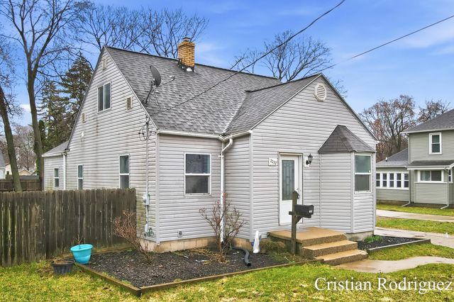 2232 Avon Avenue SW, Wyoming, MI 49519