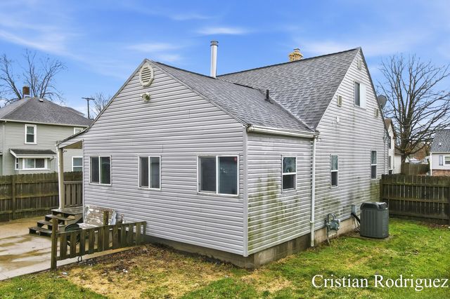 2232 Avon Avenue SW, Wyoming, MI 49519