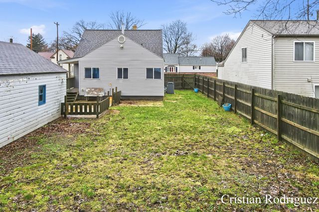 2232 Avon Avenue SW, Wyoming, MI 49519