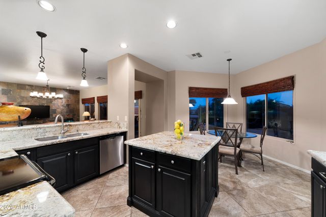 1249 E DAISY Way, San Tan Valley, AZ 85143