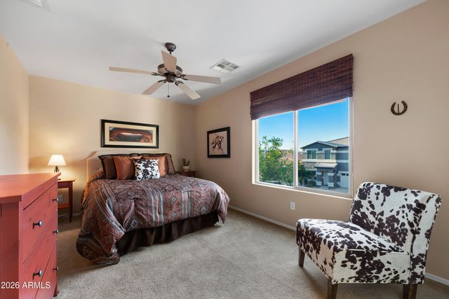 1249 E DAISY Way, San Tan Valley, AZ 85143