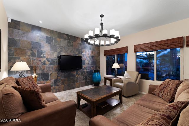 1249 E DAISY Way, San Tan Valley, AZ 85143