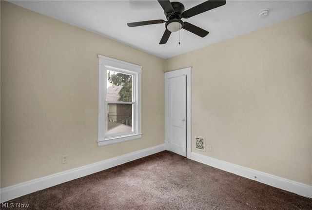 9013 Kempton Avenue, Cleveland, OH 44108