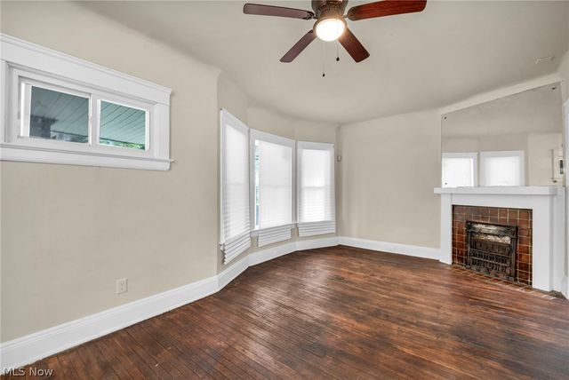 9013 Kempton Avenue, Cleveland, OH 44108