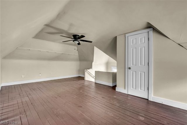 9013 Kempton Avenue, Cleveland, OH 44108