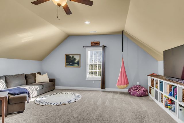 2104 Nunley Dr, Rockvale, TN 37153