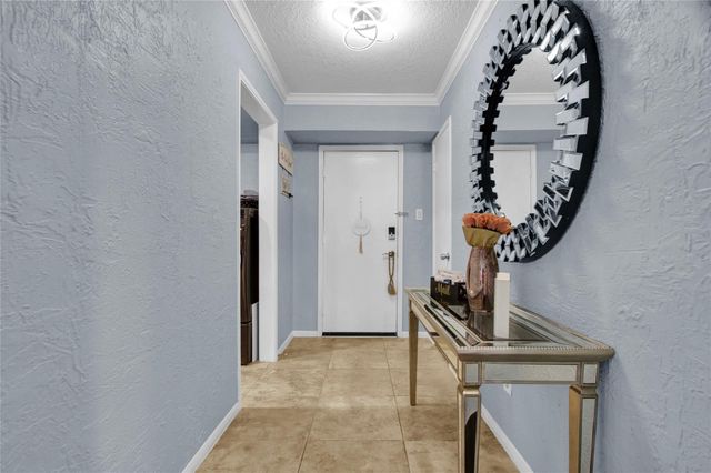 351 N Post Oak Lane 610, Houston, TX 77024