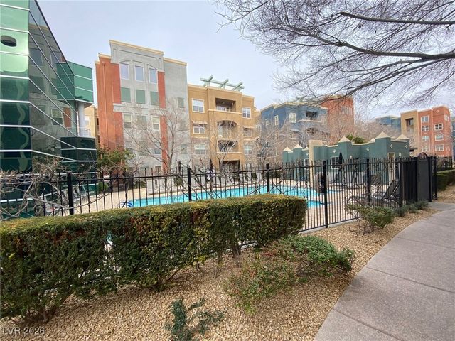 32 East Serene Avenue 217, Las Vegas, NV 89123