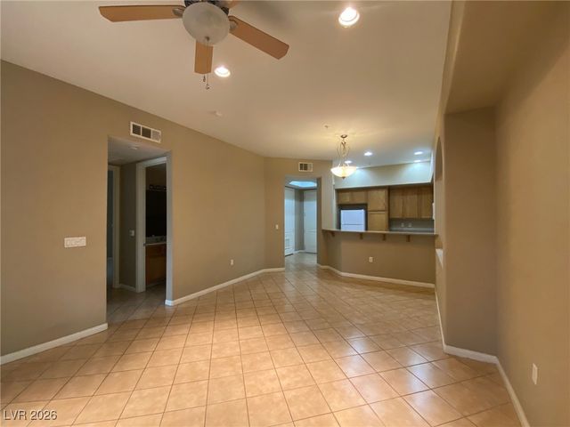32 East Serene Avenue 217, Las Vegas, NV 89123