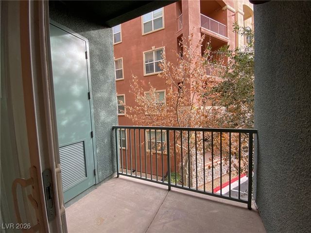 32 East Serene Avenue 217, Las Vegas, NV 89123