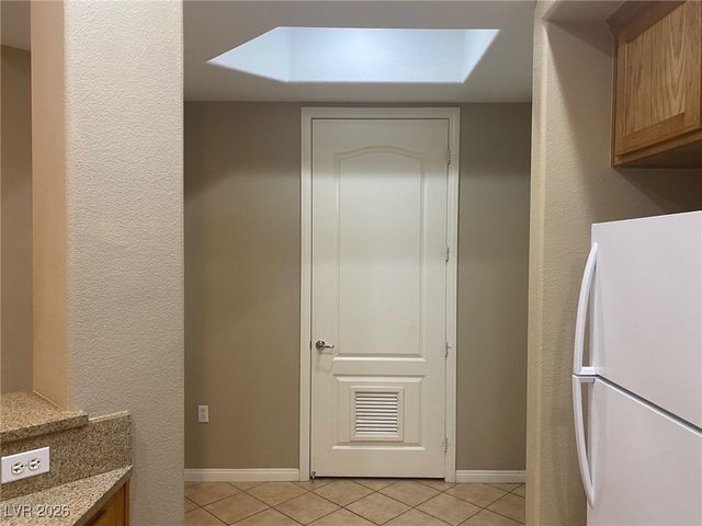32 East Serene Avenue 217, Las Vegas, NV 89123