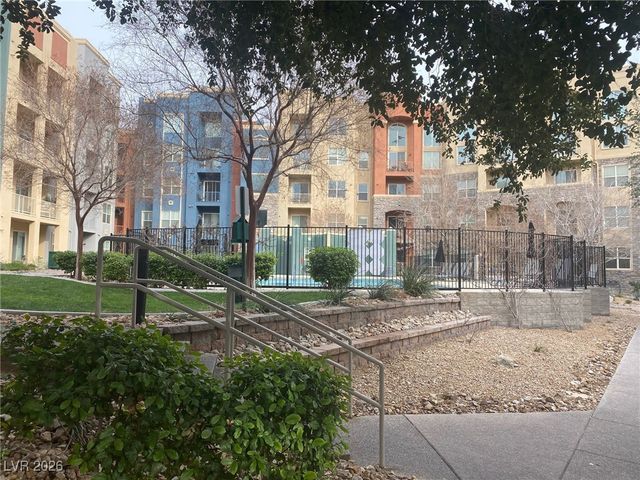 32 East Serene Avenue 217, Las Vegas, NV 89123
