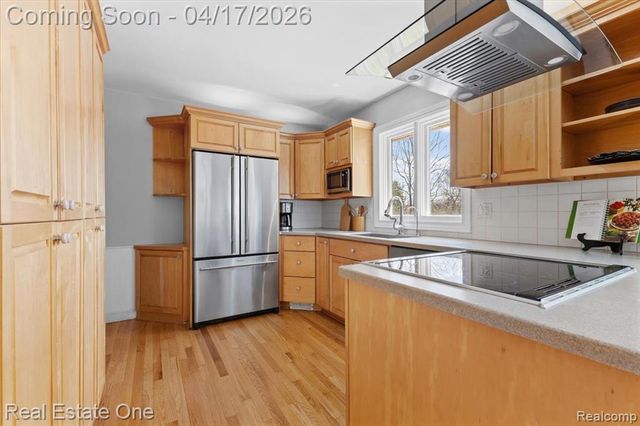 2888 Colonial Way, Bloomfield Hills, MI 48304