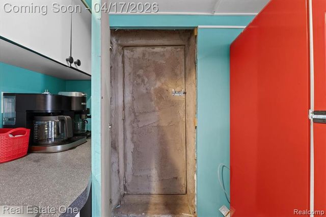 2888 Colonial Way, Bloomfield Hills, MI 48304