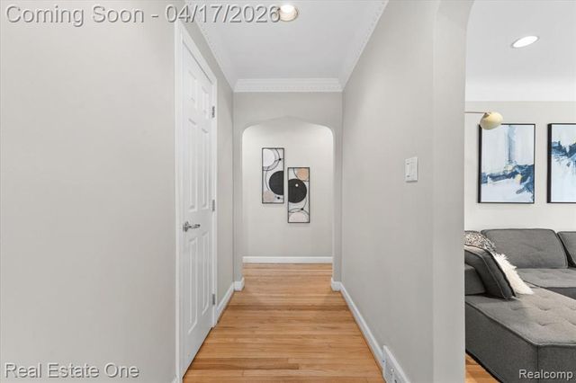 2888 Colonial Way, Bloomfield Hills, MI 48304