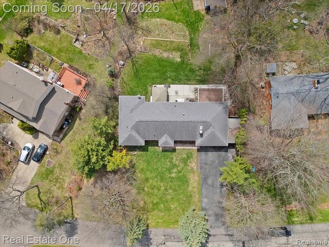 2888 Colonial Way, Bloomfield Hills, MI 48304