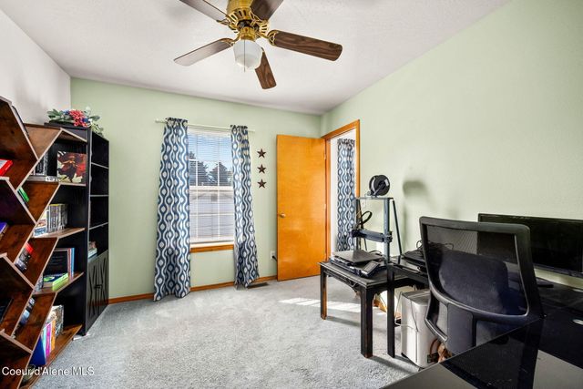 205 W Choctaw AVE, Post Falls, ID 83854