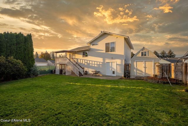 205 W Choctaw AVE, Post Falls, ID 83854