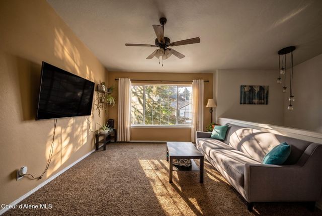 205 W Choctaw AVE, Post Falls, ID 83854