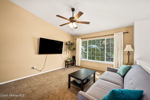 205 W Choctaw AVE, Post Falls, ID 83854