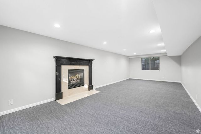 8965 S QUAIL RUN DR, Sandy, UT 84093