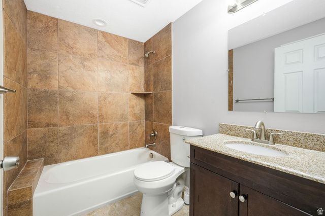 8965 S QUAIL RUN DR, Sandy, UT 84093