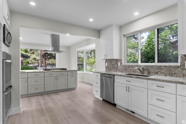 8965 S QUAIL RUN DR, Sandy, UT 84093