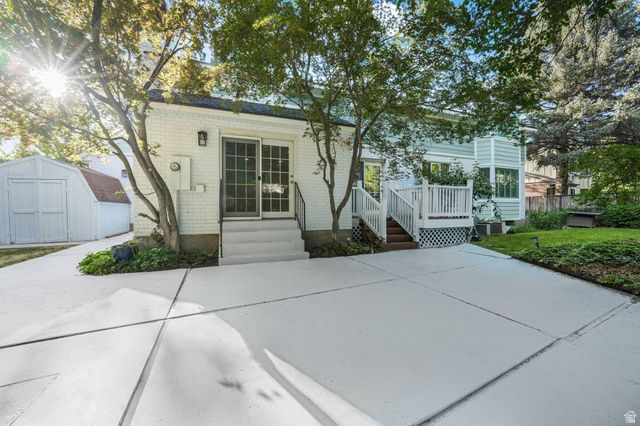 8965 S QUAIL RUN DR, Sandy, UT 84093