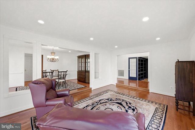 21108 STONECROP PL, Ashburn, VA 20147