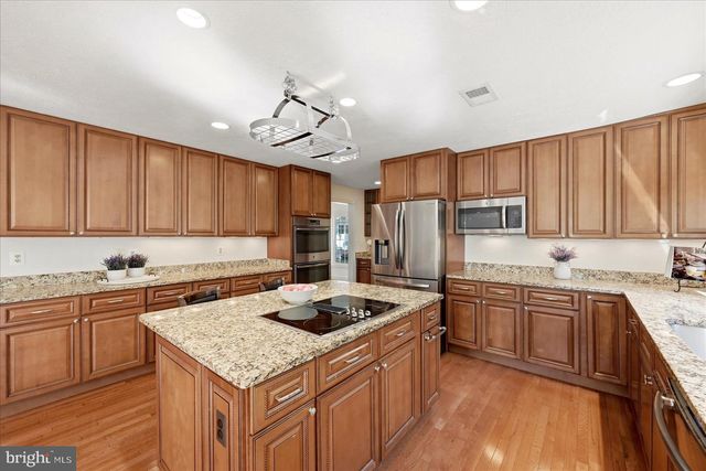 21108 STONECROP PL, Ashburn, VA 20147