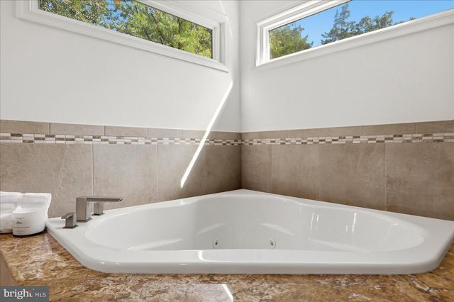 21108 STONECROP PL, Ashburn, VA 20147