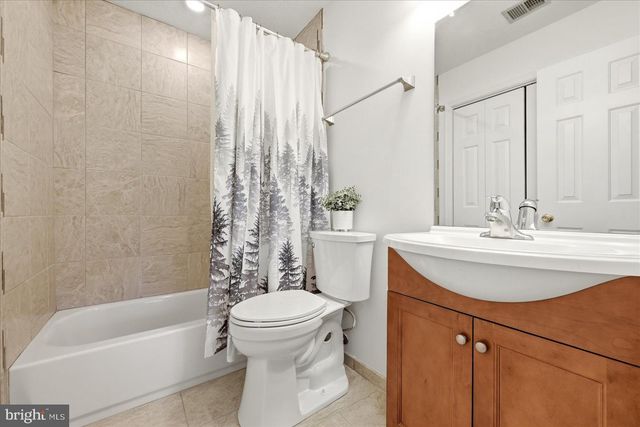 21108 STONECROP PL, Ashburn, VA 20147