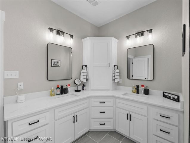 33868 El Dorado Court, Wister, OK 74966