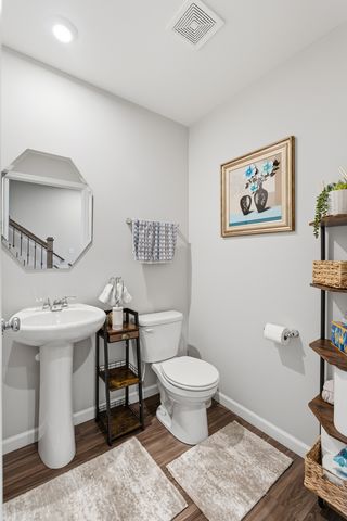 2235 Ryegrass Lane 68002, Bolingbrook, IL 60490