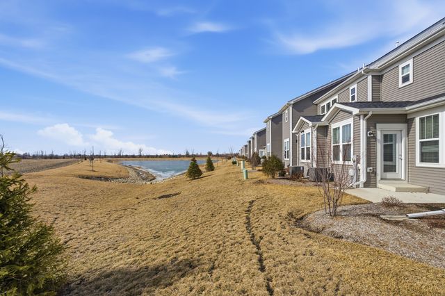 2235 Ryegrass Lane 68002, Bolingbrook, IL 60490