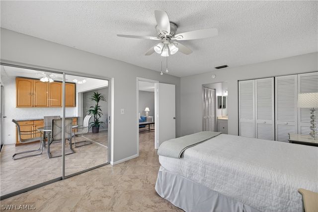 325 Charlemagne BLVD A206, Naples, FL 34112