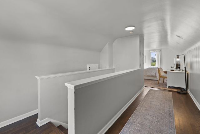 271 E Jenkins Avenue, Columbus, OH 43207