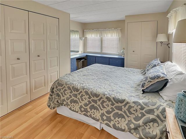 320 Domingo DR, Fort Myers, FL 33905