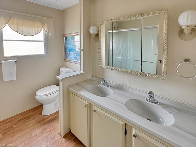 320 Domingo DR, Fort Myers, FL 33905