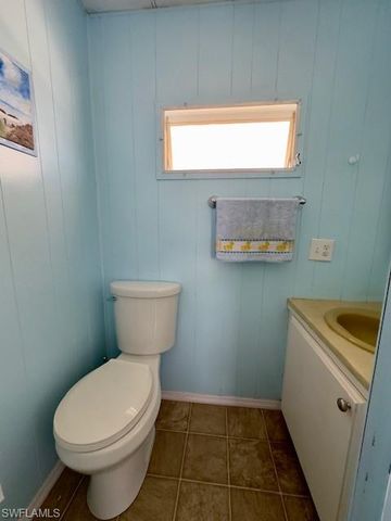 320 Domingo DR, Fort Myers, FL 33905