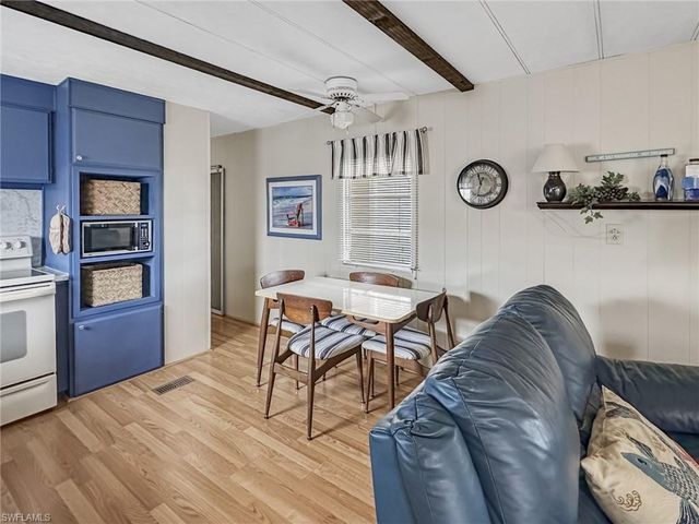 320 Domingo DR, Fort Myers, FL 33905