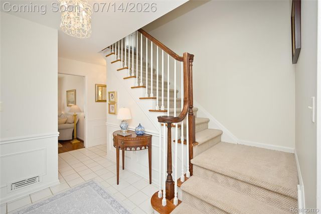 2691 Bradway Boulevard, Bloomfield Hills, MI 48301