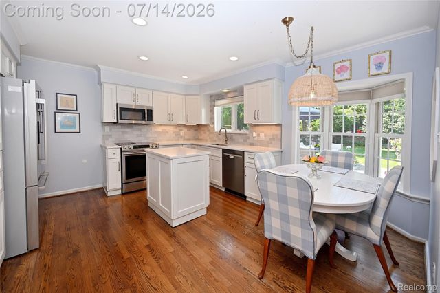2691 Bradway Boulevard, Bloomfield Hills, MI 48301
